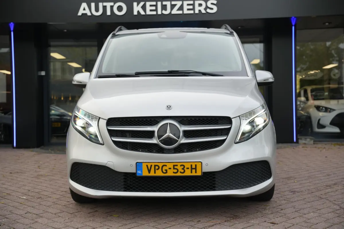 220d Lang DC Dubbele Cabine | BTW | Camera | CarPlay | Stoelverwarming | Cruise | Allseason
