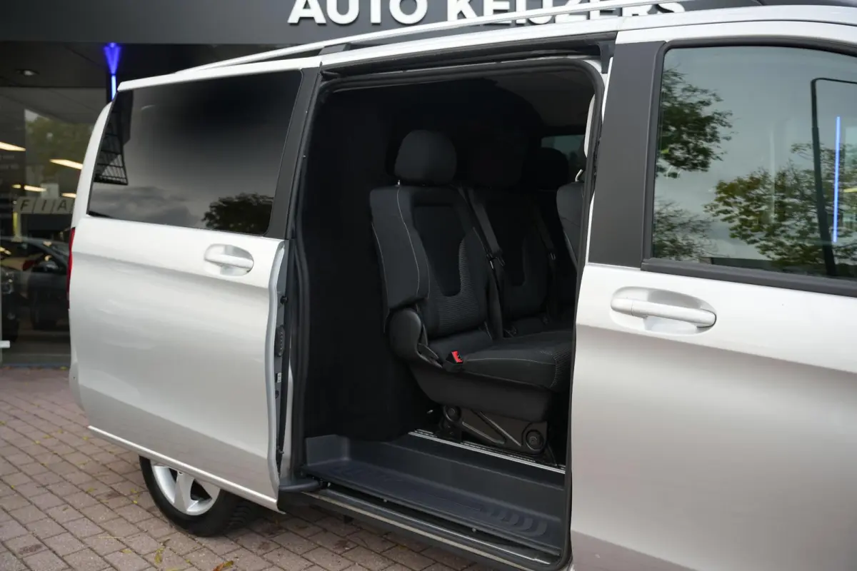220d Lang DC Dubbele Cabine | BTW | Camera | CarPlay | Stoelverwarming | Cruise | Allseason