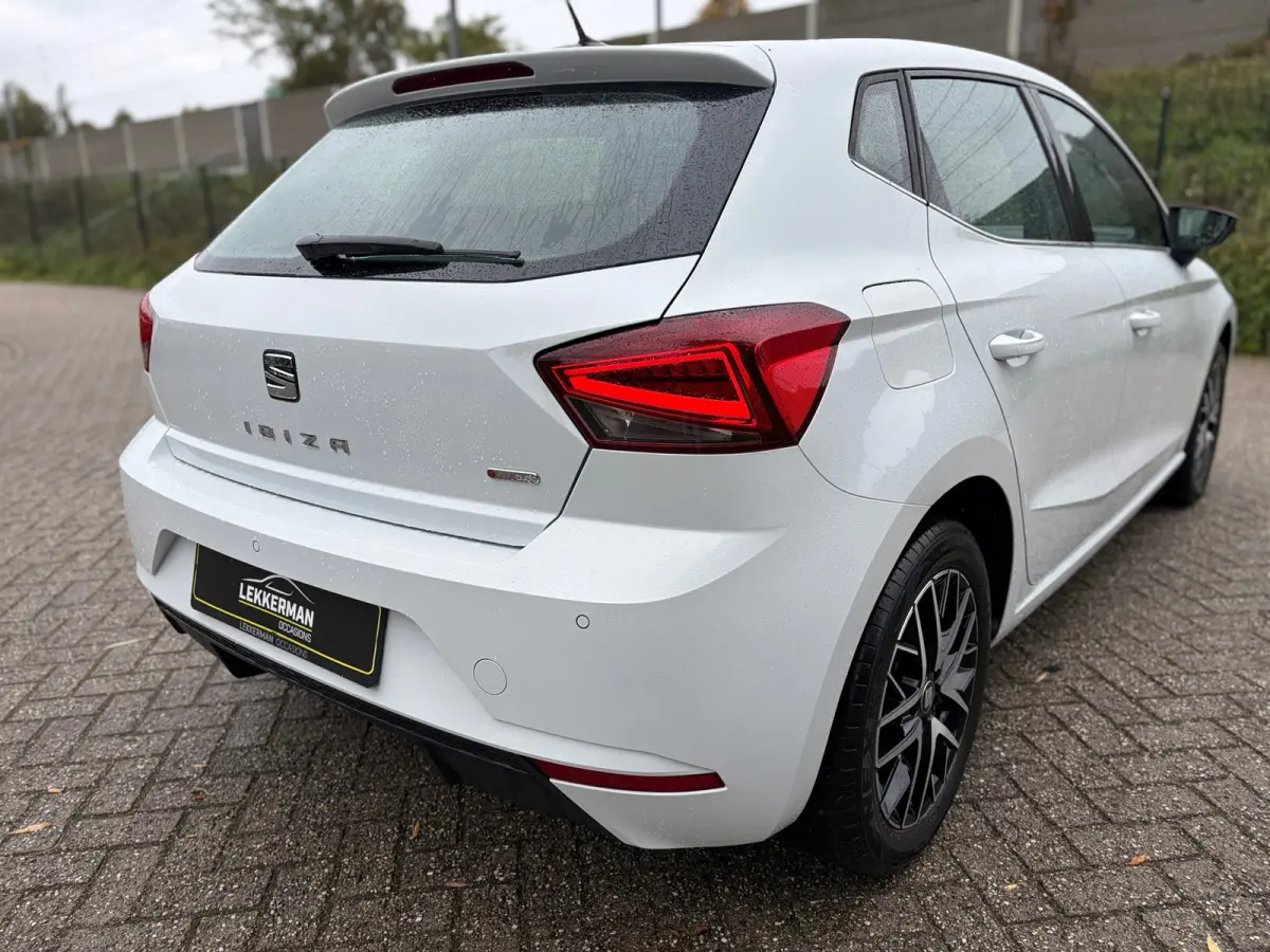 1.0 Beats VIRTUAL DASH I CARPLAY I CLIMA I VOL! I PDC I CRUISE
