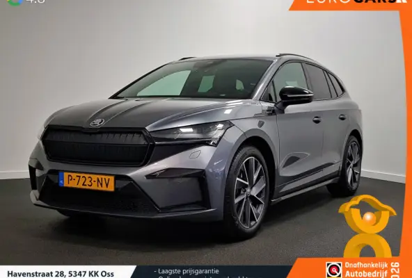 80 Sportline DEMO ! Navigatie Climate pack Assistentie pack LED Extra Getint glas Lichtmetalen Velgen
