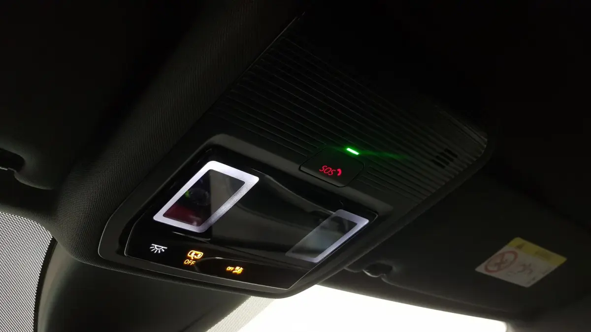 80 Sportline DEMO ! Navigatie Climate pack Assistentie pack LED Extra Getint glas Lichtmetalen Velgen