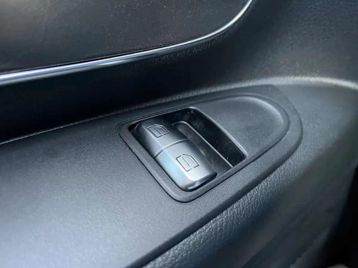 114 CDI 136pk E6 Lang 3p L2 Lease €372 p/m, Airco Clima, Carplay, Onderhoudshistorie aanwezig