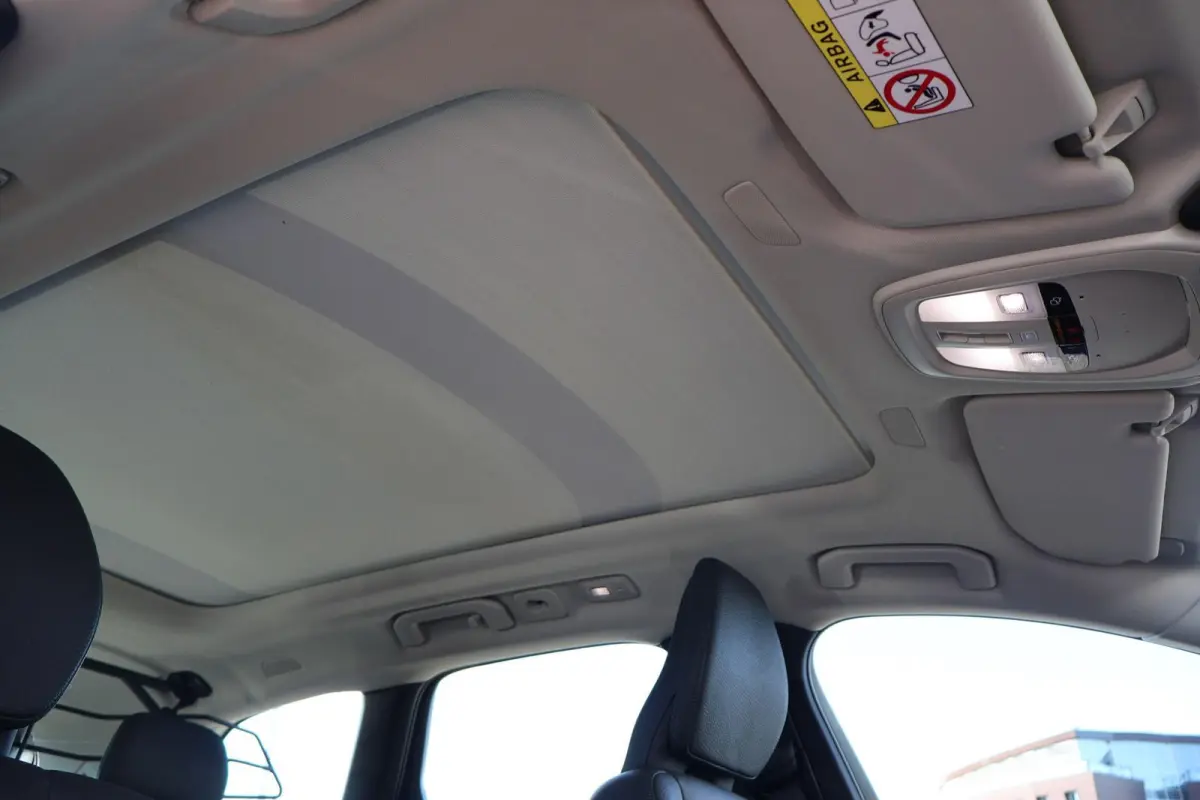 2.0 T6 Plug-in hybrid AWD Essential Edition Bright | SoH 94% | Trekhaak | Panoramadak | Leder | Camera