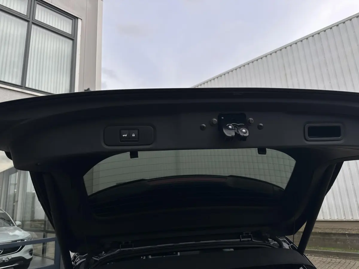 1.3 MHEV Xtronic Tekna Plus |Carplay|20"|Head-Up|Alcantara dashboard|Pano-dak|Massage|Stoelverw.|Adapt.Cruise|360° camera