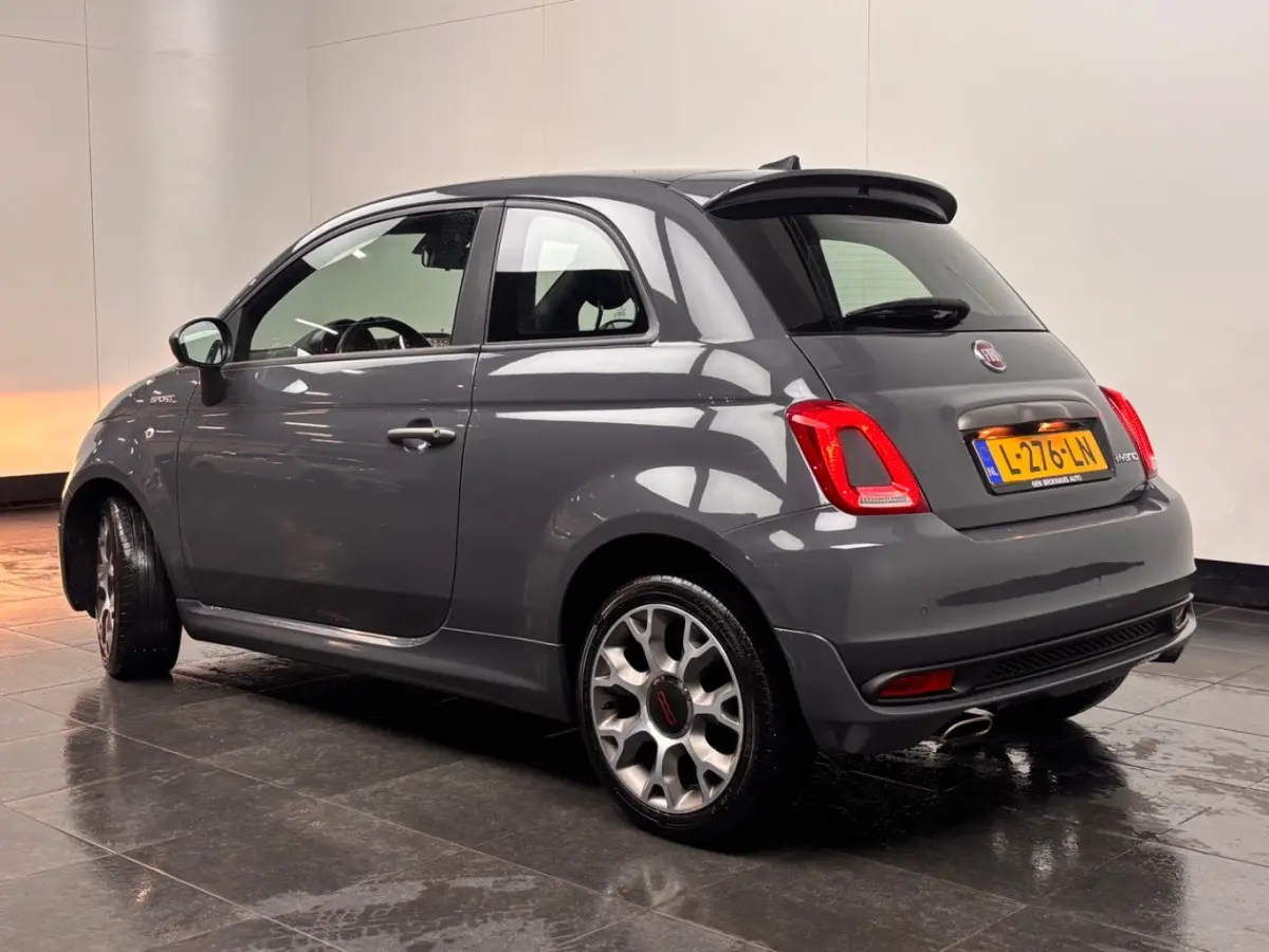 1.0 Hybrid Sport | Panoramadak | Climate & Cruise C. | CarPlay | Leder/ Alcantara | Panoramadak | Climate & Cruise C. | CarPlay | Leder/ Alcantara |