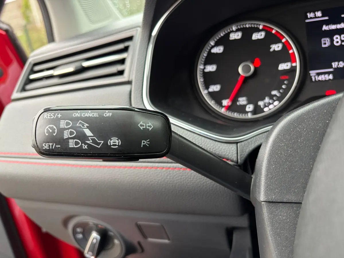 1.0 TSI FR CARPLAY I PDC I CRUISE I CLIMA I NWE APK I LED I MOOI
