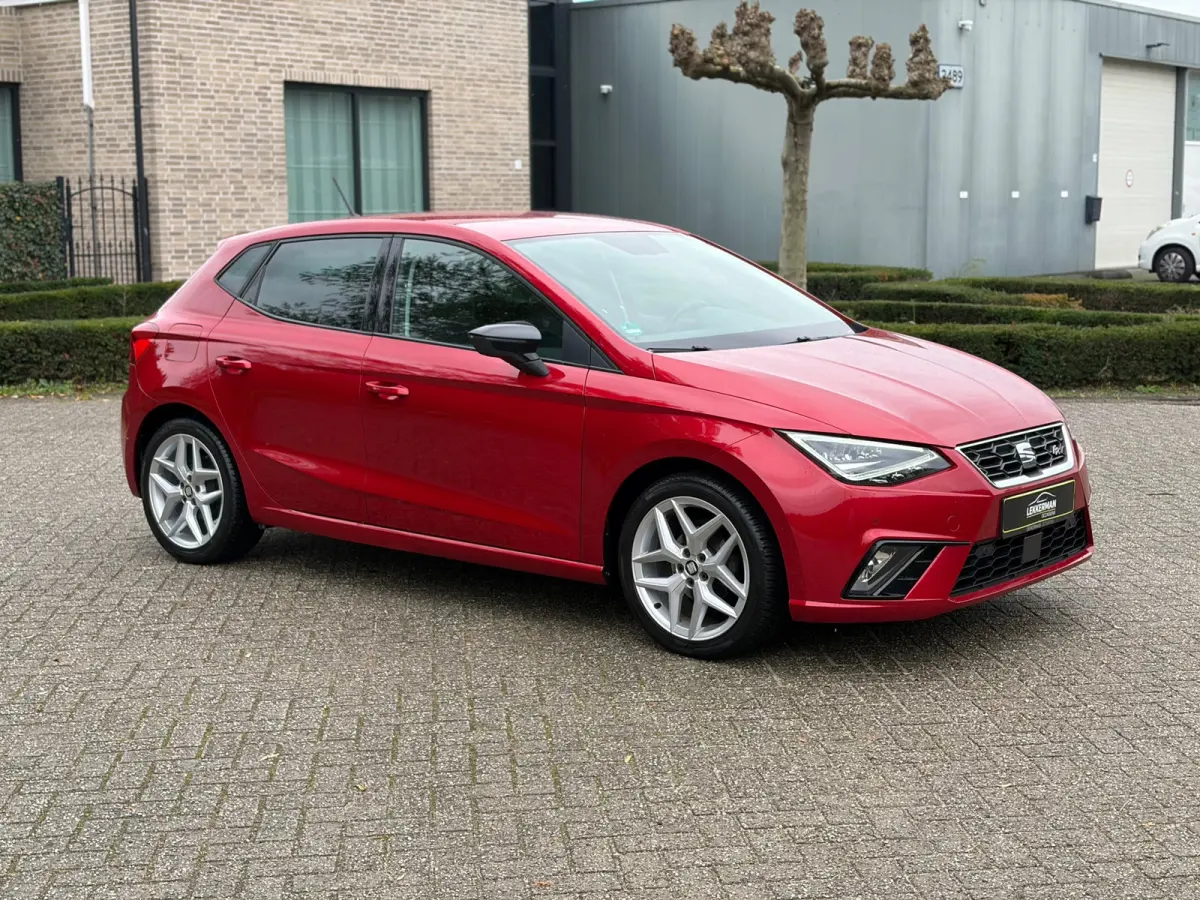 1.0 TSI FR CARPLAY I PDC I CRUISE I CLIMA I NWE APK I LED I MOOI