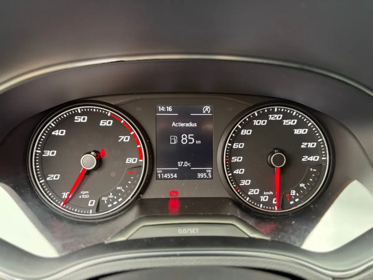 1.0 TSI FR CARPLAY I PDC I CRUISE I CLIMA I NWE APK I LED I MOOI
