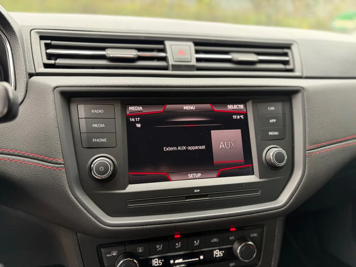 1.0 TSI FR CARPLAY I PDC I CRUISE I CLIMA I NWE APK I LED I MOOI
