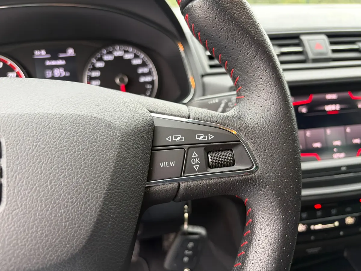 1.0 TSI FR CARPLAY I PDC I CRUISE I CLIMA I NWE APK I LED I MOOI