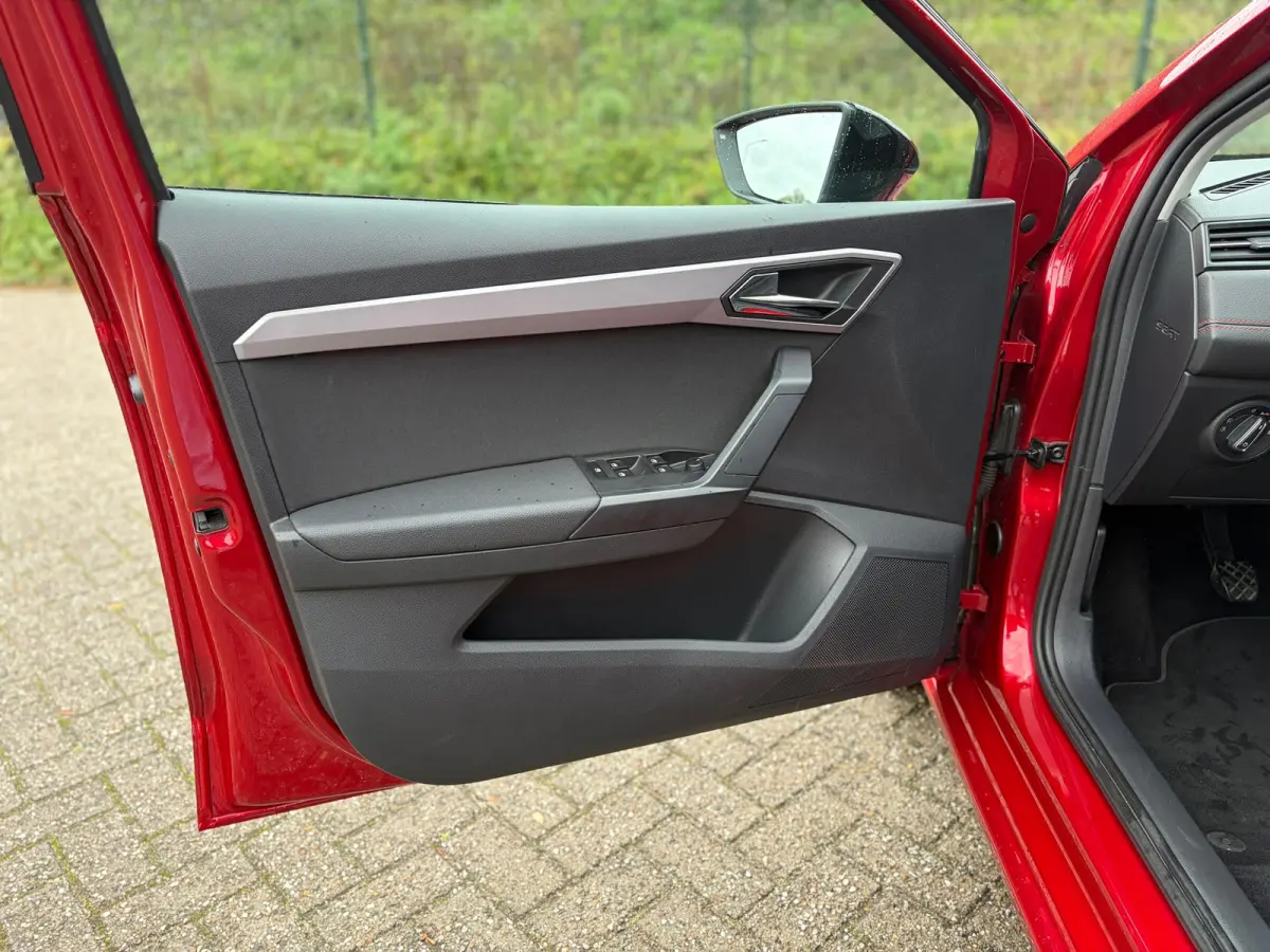 1.0 TSI FR CARPLAY I PDC I CRUISE I CLIMA I NWE APK I LED I MOOI