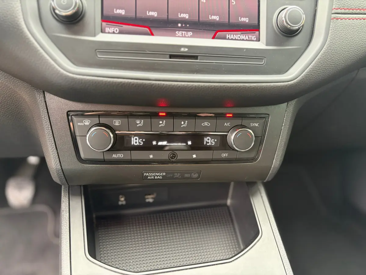 1.0 TSI FR CARPLAY I PDC I CRUISE I CLIMA I NWE APK I LED I MOOI