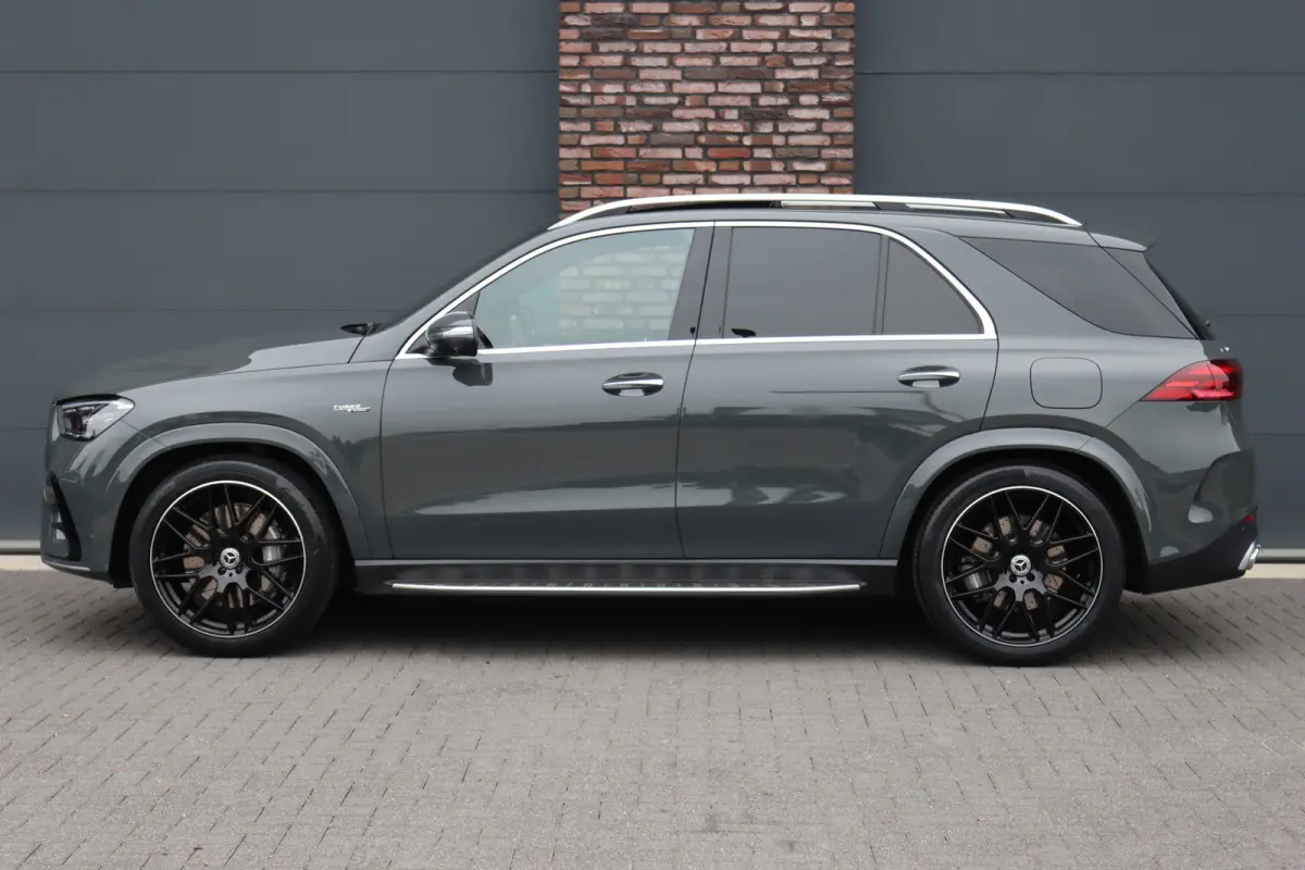 AMG 53 Hybrid 4MATIC+ | Manufaktur | Luchtvering | Carbon | Massage | HUD | Vlakkenverwarming | Trekhaak | Burmester | Stoelventilatie |