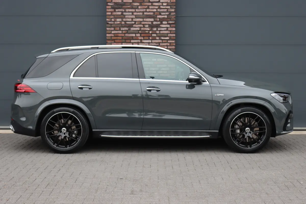 AMG 53 Hybrid 4MATIC+ | Manufaktur | Luchtvering | Carbon | Massage | HUD | Vlakkenverwarming | Trekhaak | Burmester | Stoelventilatie |