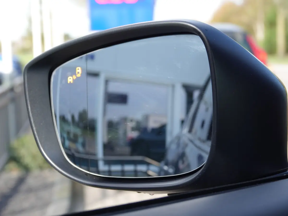 2.0 e-SkyActiv-G M Hybrid 165 Exclusive LEER | DAKJE | BOSE | TREKH. | HUD