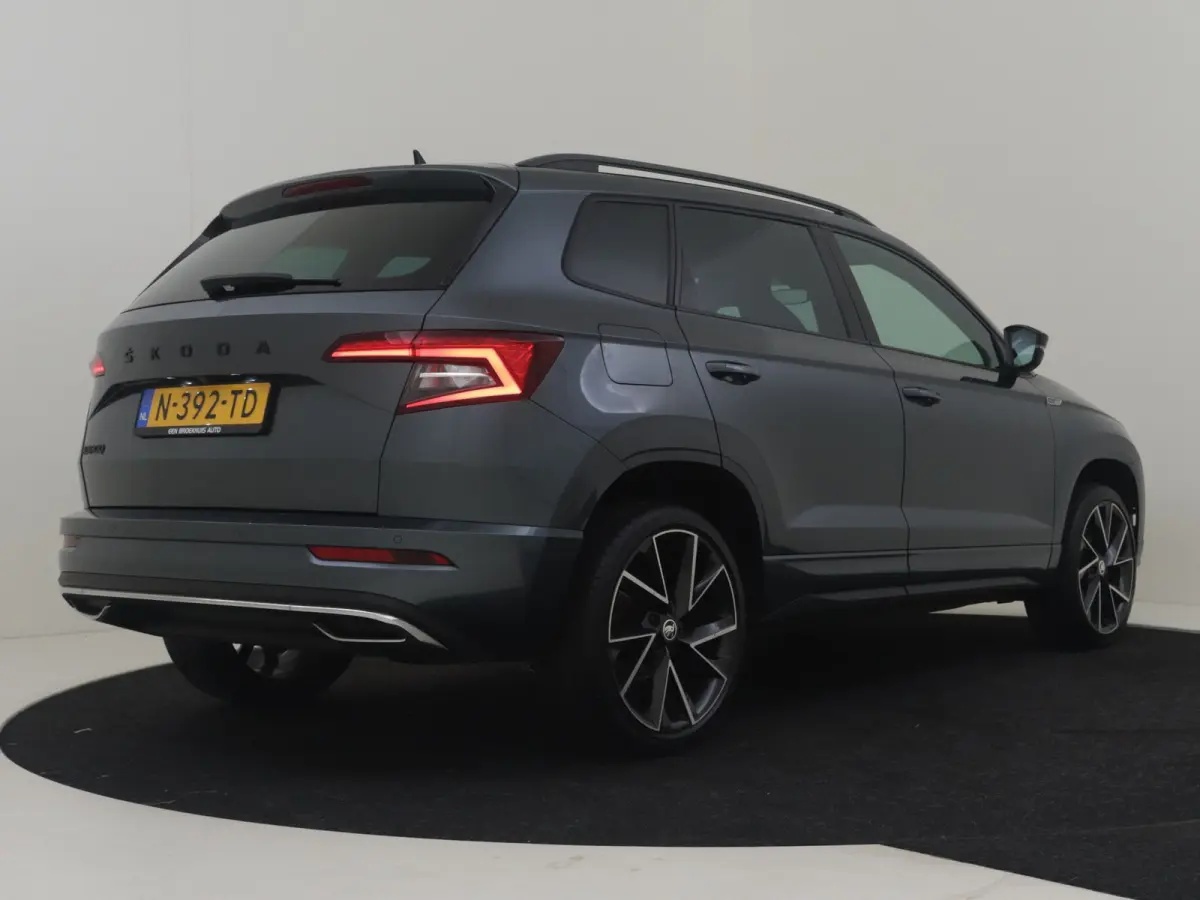 1.5 TSI ACT Sportline Business l 1e Eigenaar l Camera l Adapt. Cr Control l PDC l Stoelverwarming l Elekt. Klep l Voorruitverwarming l