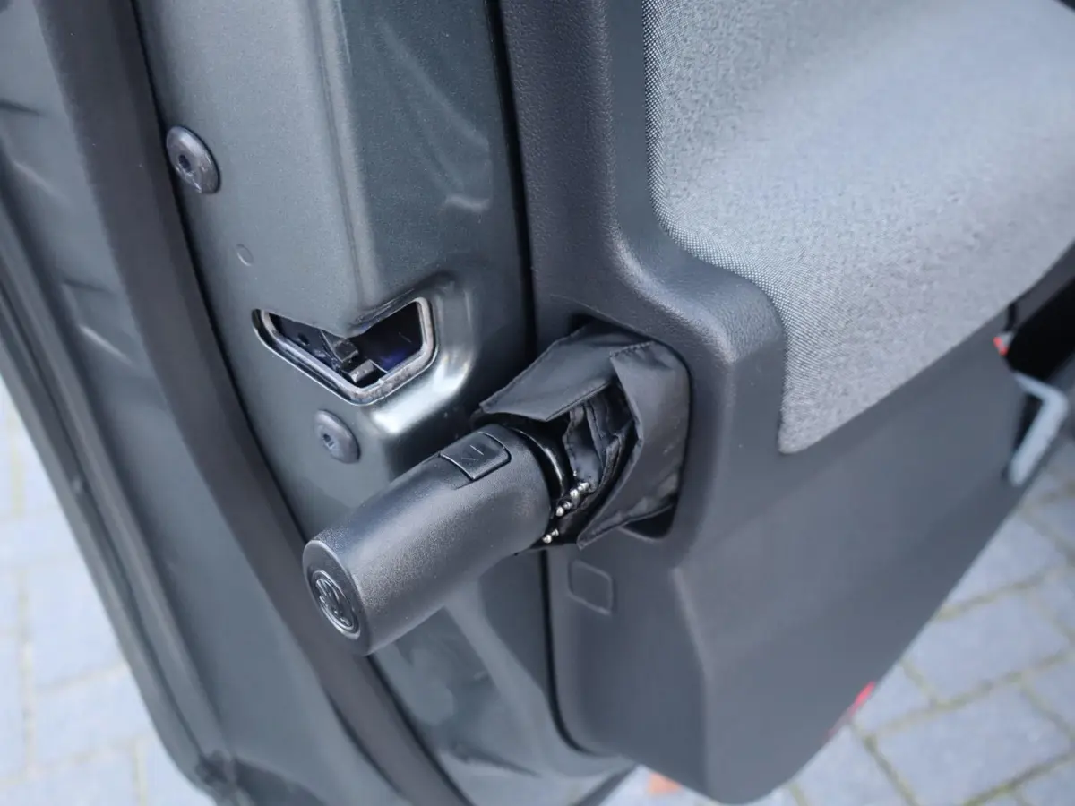 60 180pk | SoH 95% | Apple Carplay/Android Auto |  Achteruitrijcamera | 19" Velgen