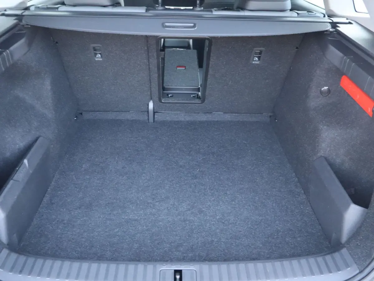 60 180pk | SoH 95% | Apple Carplay/Android Auto |  Achteruitrijcamera | 19" Velgen