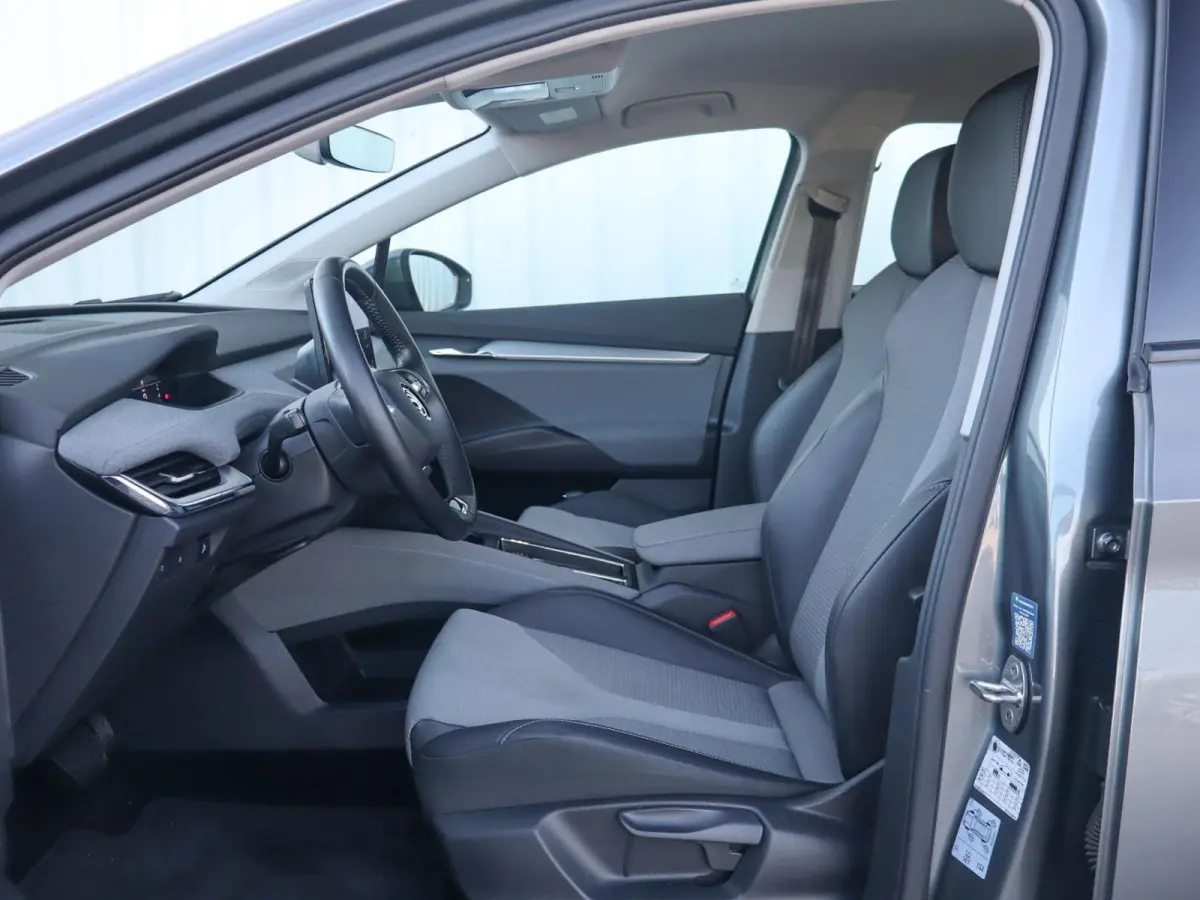 60 180pk | SoH 95% | Apple Carplay/Android Auto |  Achteruitrijcamera | 19" Velgen