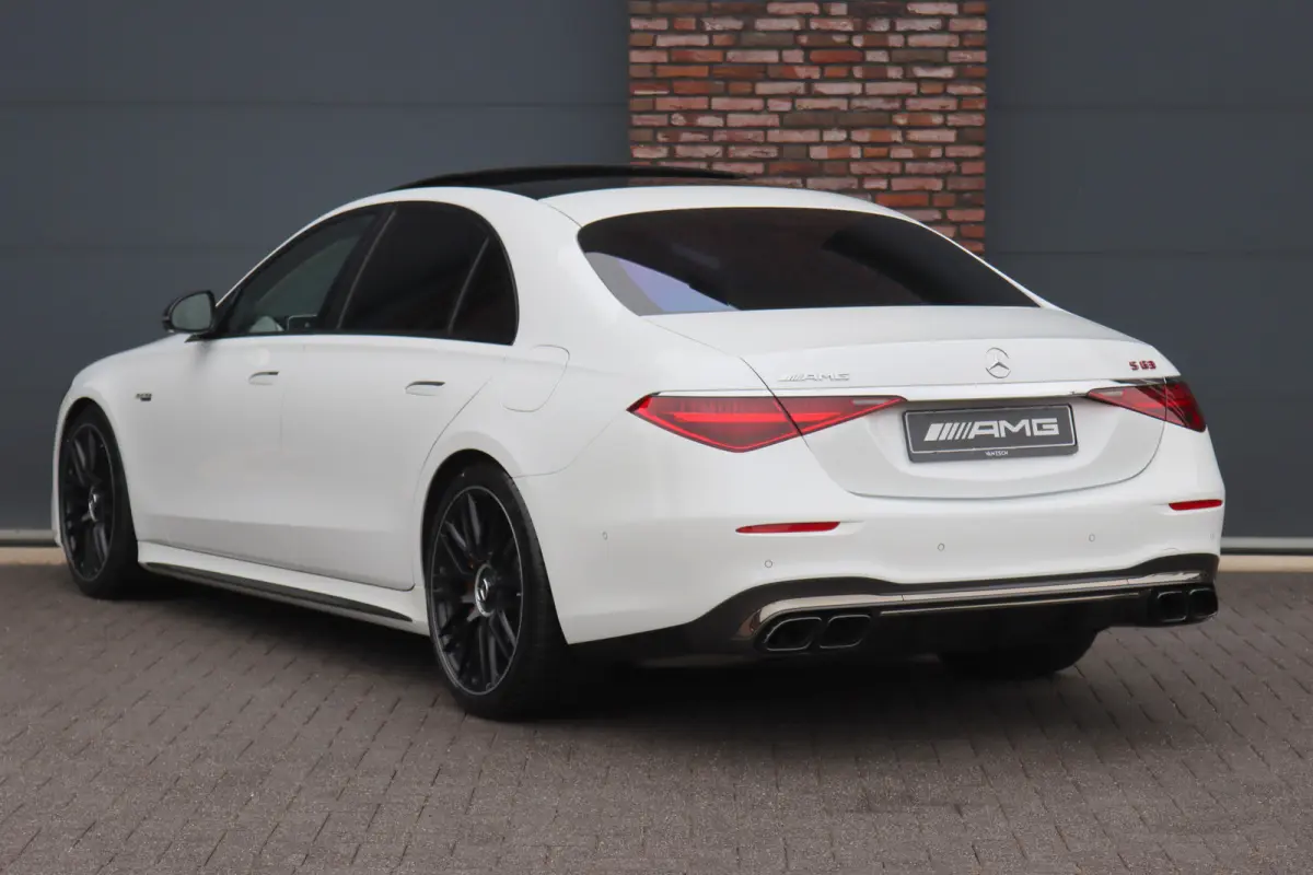 AMG 63 S E Performance | 802pk | Keramisch | Manufaktur | Carbon  | Achterasbesturing | Kuitmassage | Stoelventilatie | Vlakkenverwarming | Burmester | Distronic+ | Entertainment Achter |