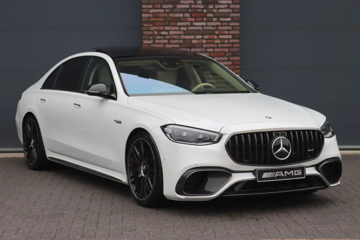 AMG 63 S E Performance | 802pk | Keramisch | Manufaktur | Carbon  | Achterasbesturing | Kuitmassage | Stoelventilatie | Vlakkenverwarming | Burmester | Distronic+ | Entertainment Achter |