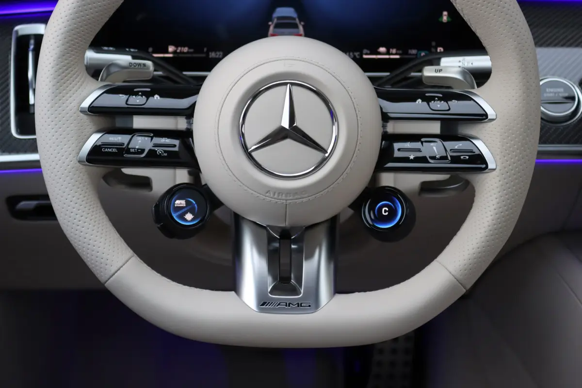AMG 63 S E Performance | 802pk | Keramisch | Manufaktur | Carbon  | Achterasbesturing | Kuitmassage | Stoelventilatie | Vlakkenverwarming | Burmester | Distronic+ | Entertainment Achter |