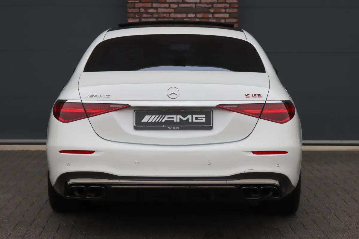 AMG 63 S E Performance | 802pk | Keramisch | Manufaktur | Carbon  | Achterasbesturing | Kuitmassage | Stoelventilatie | Vlakkenverwarming | Burmester | Distronic+ | Entertainment Achter |