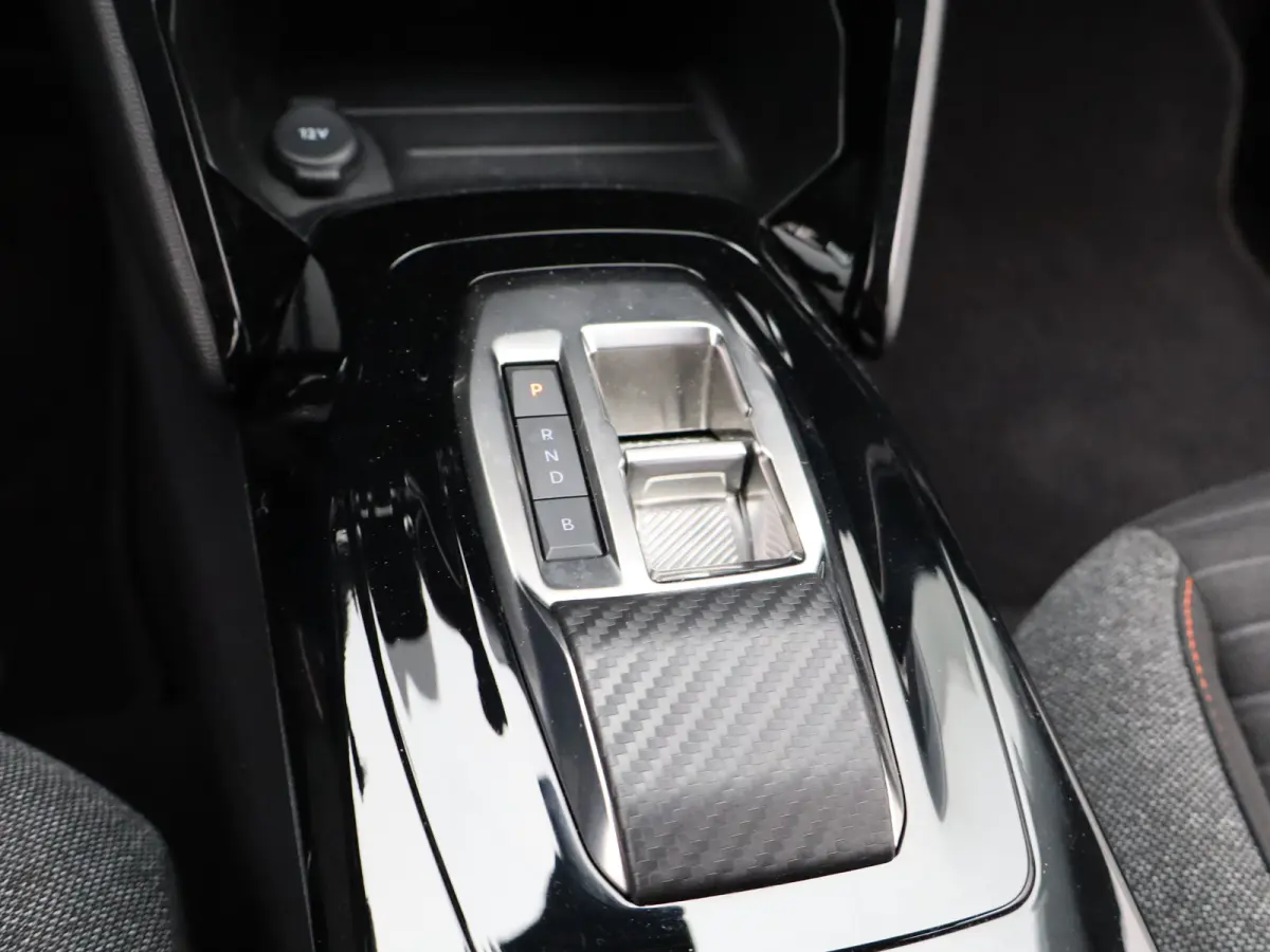 EV Active Pack 50 kWh SOH 91% | Carplay | PDC | Cruise Control | 16" Lichtmetalen Velgen | Climate Control | Origineel NL!