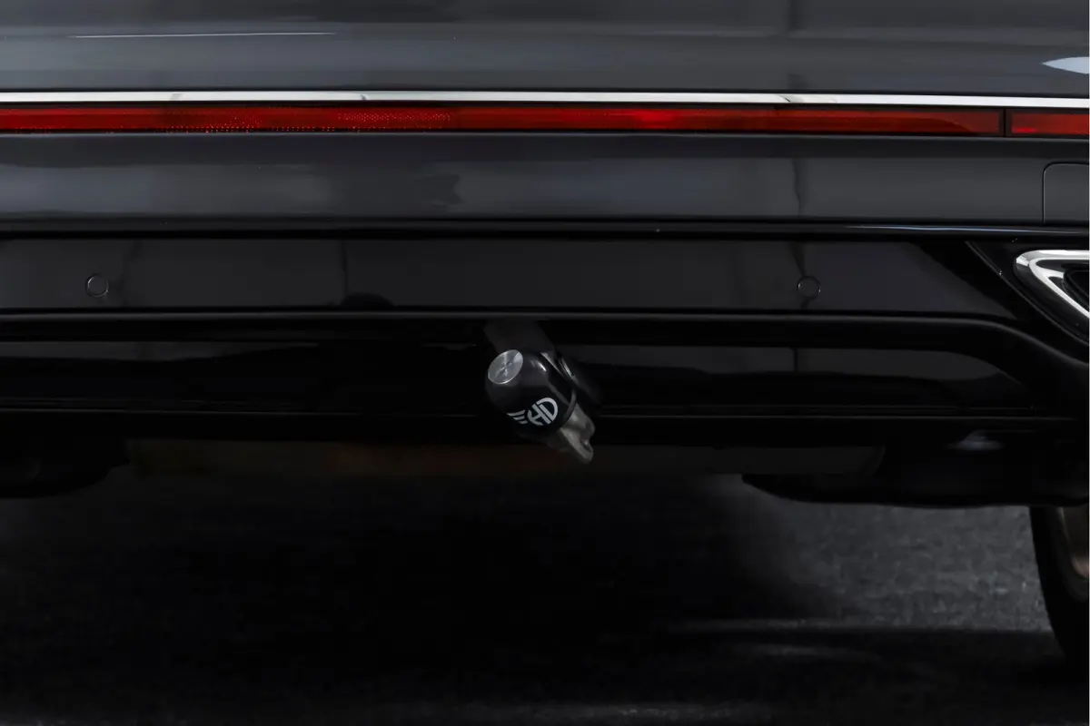 1.4 TSI eHybrid R-Line Business+ | S/K- Panodak | Dig. Cockpit | Adapt. Cockpit | Stoelverw. | PDC | Camera | NAV + App. Connect | ECC | Afn. Trekhaak | Elek. Klep | LM  19" |