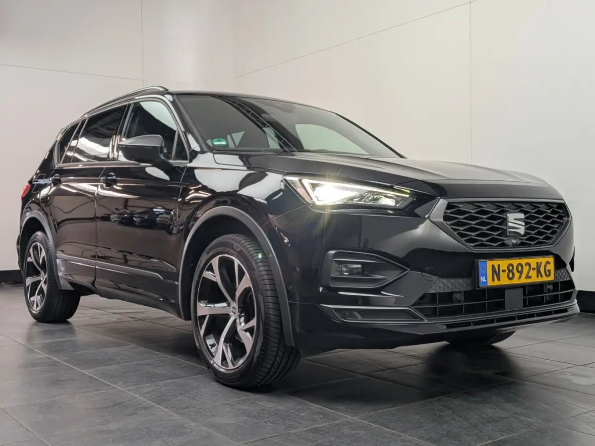 1.5 TSI FR Business Intense l 360gr Camera l Elektr. Stoel incl Memory l Stoelverwarming l Adaptive Cr Control l Apple Car Play / Android l