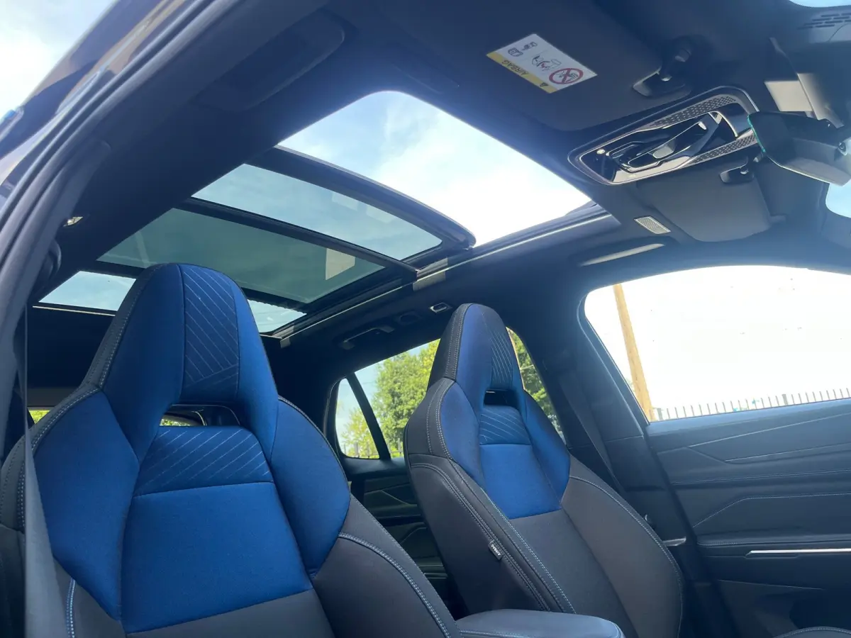 1.5 MY24 NL.Auto/Zwarte Hemel/360Camera/Panoramadak/Hybrid/Carplay/1Ste Eigenaar/Dealer onderhouden