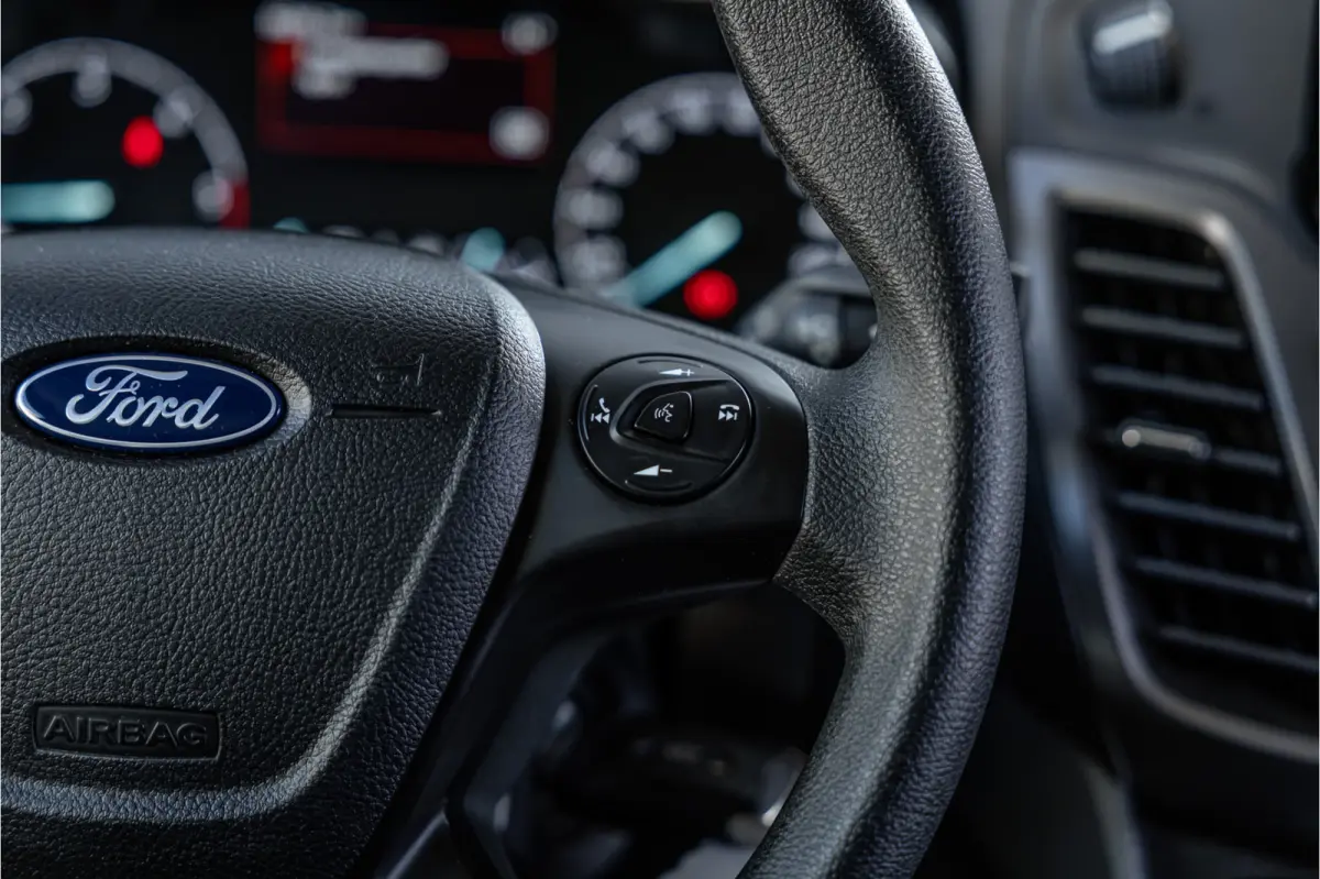 1.5 EcoBlue L2 | L+R Schuifdeuren | CarPlay | Camera | Stoelverwarming | 3-zitter | DAB | PDC V+A | Dealer onderhouden | Nieuwe APK