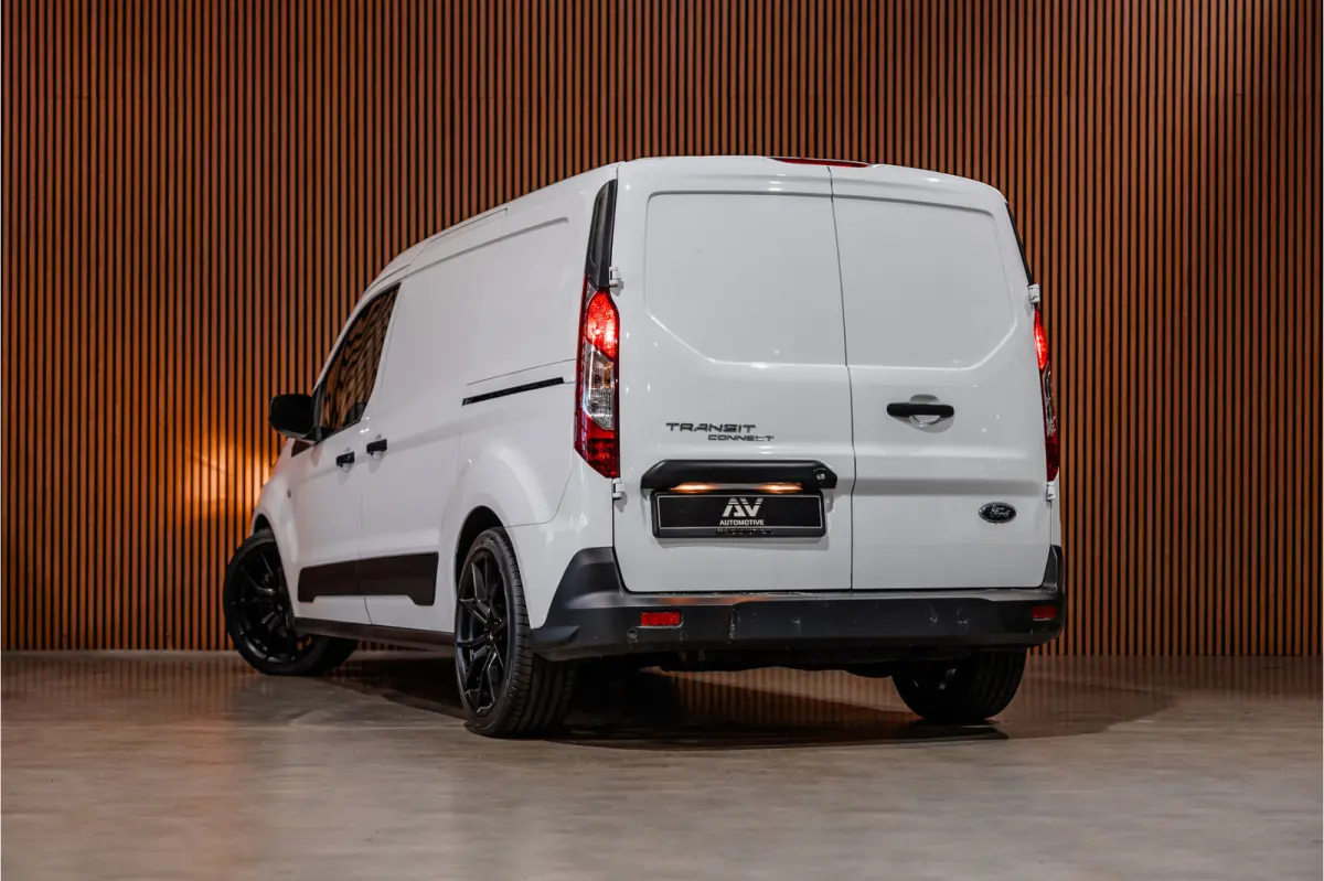 1.5 EcoBlue L2 | L+R Schuifdeuren | CarPlay | Camera | Stoelverwarming | 3-zitter | DAB | PDC V+A | Dealer onderhouden | Nieuwe APK