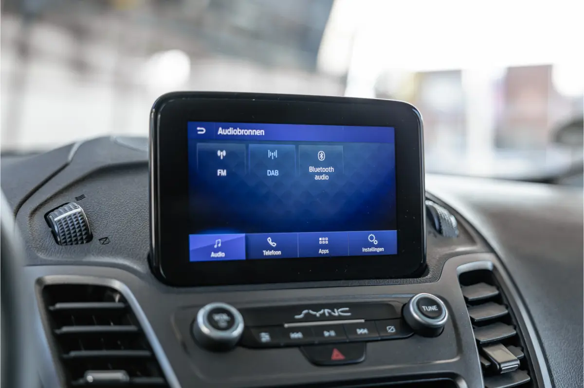 1.5 EcoBlue L2 | L+R Schuifdeuren | CarPlay | Camera | Stoelverwarming | 3-zitter | DAB | PDC V+A | Dealer onderhouden | Nieuwe APK
