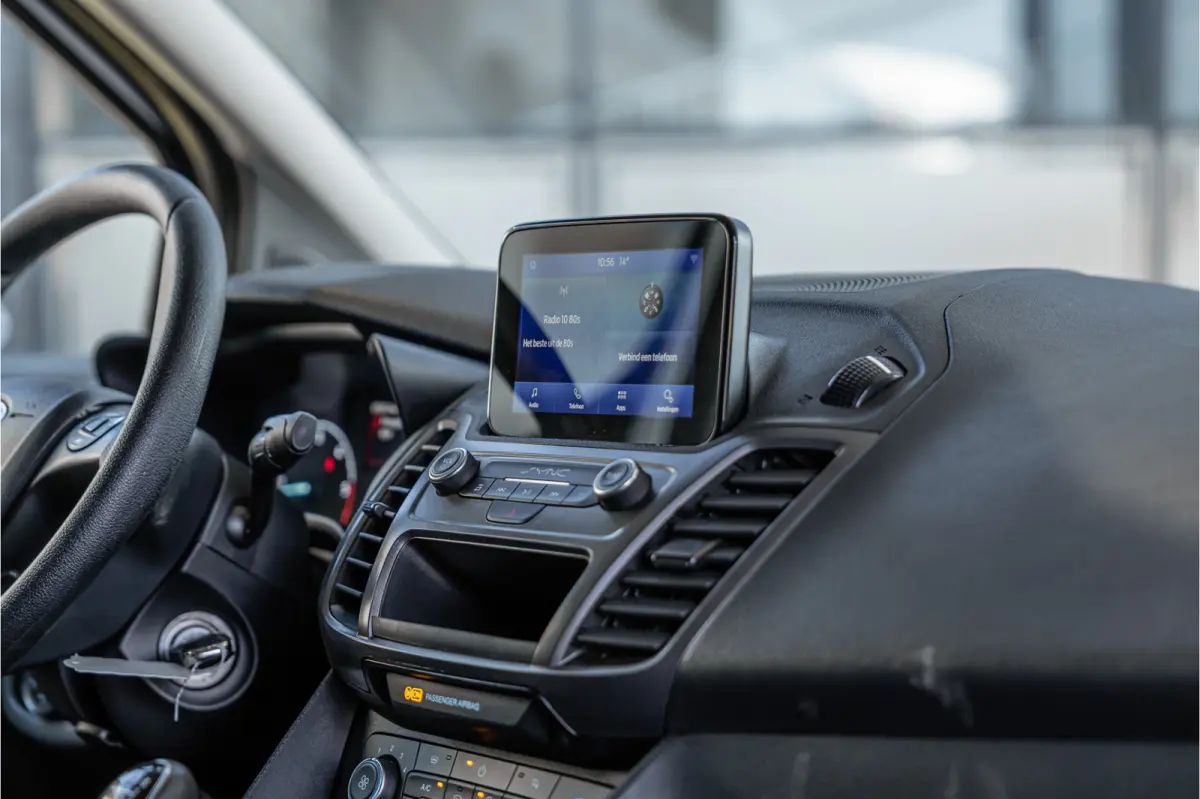 1.5 EcoBlue L2 | L+R Schuifdeuren | CarPlay | Camera | Stoelverwarming | 3-zitter | DAB | PDC V+A | Dealer onderhouden | Nieuwe APK