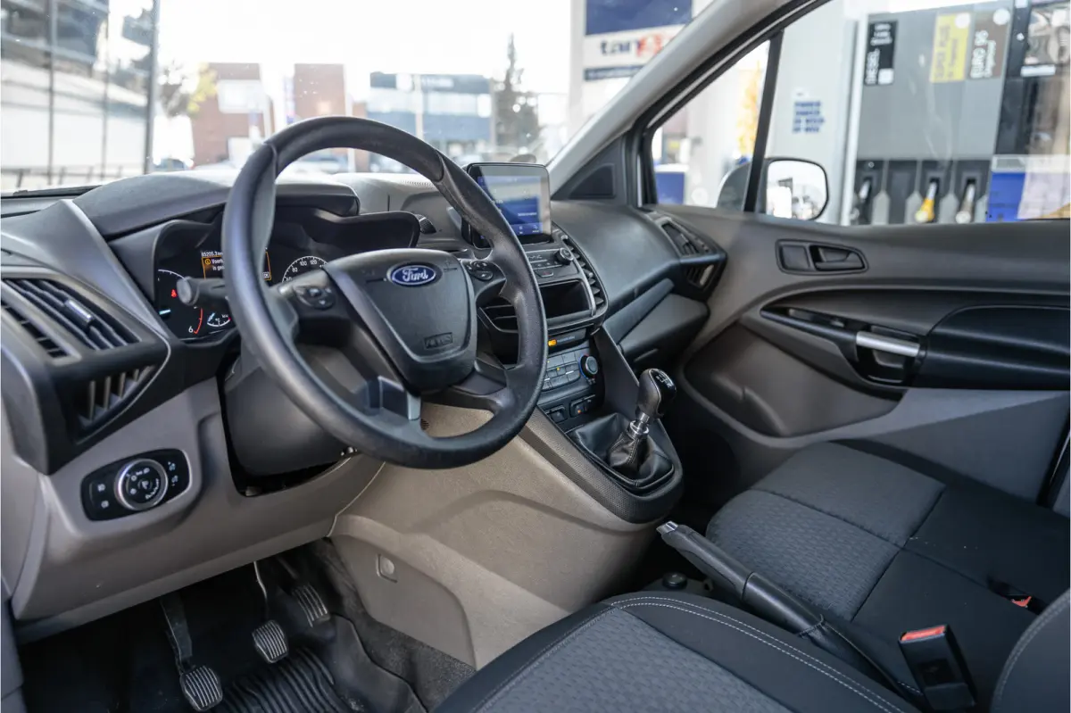 1.5 EcoBlue L2 | L+R Schuifdeuren | CarPlay | Camera | Stoelverwarming | 3-zitter | DAB | PDC V+A | Dealer onderhouden | Nieuwe APK