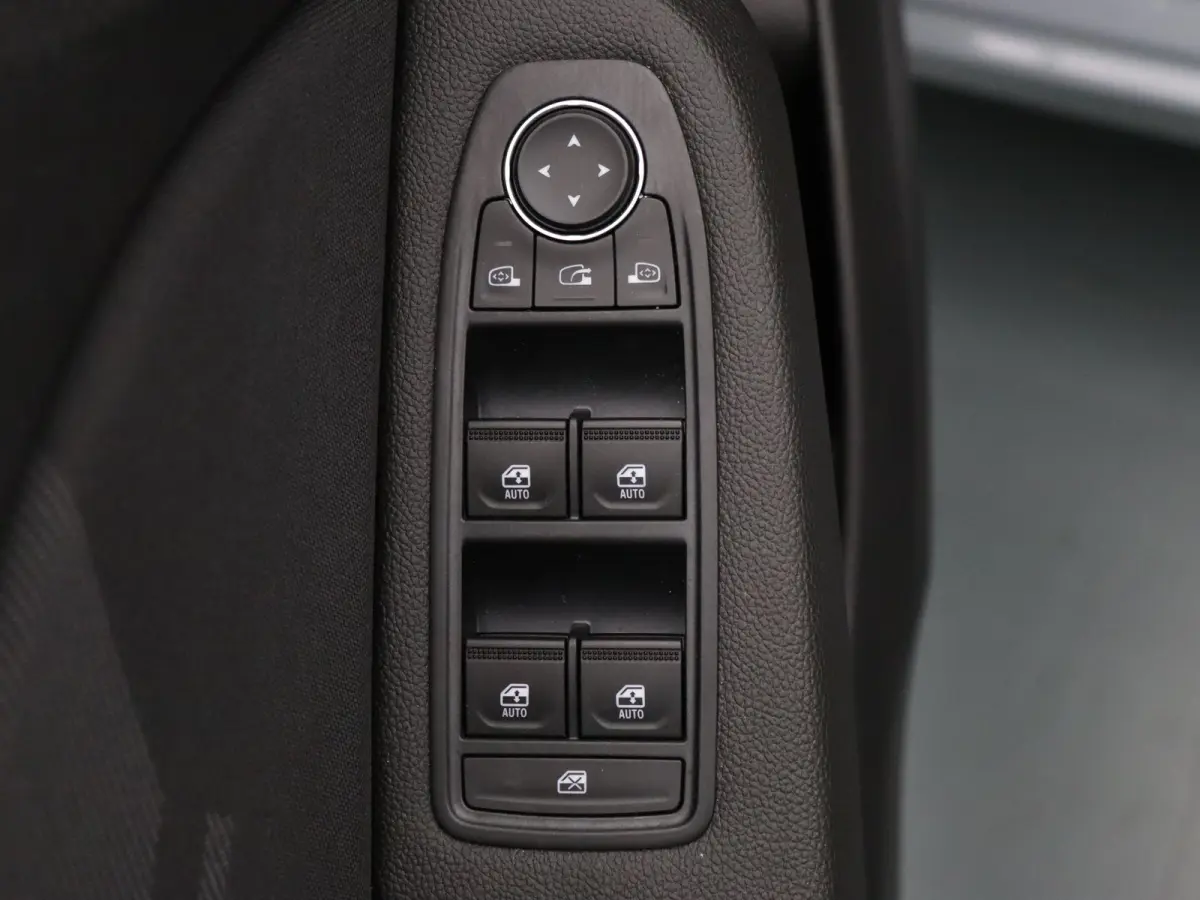 145pk E-Tech Full Hybrid esprit Alpine BOSE | Camera