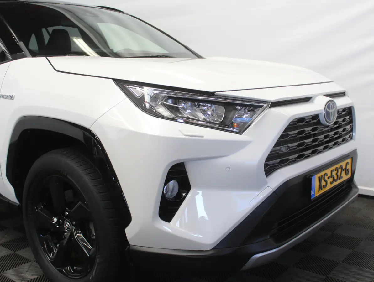 2.5 Hybrid Business CLIMATE | ADAPCRUISE | CARPLAY | DAB | LED | LMV17 | CAMERA | ELECAKLEP | TREKHAAK