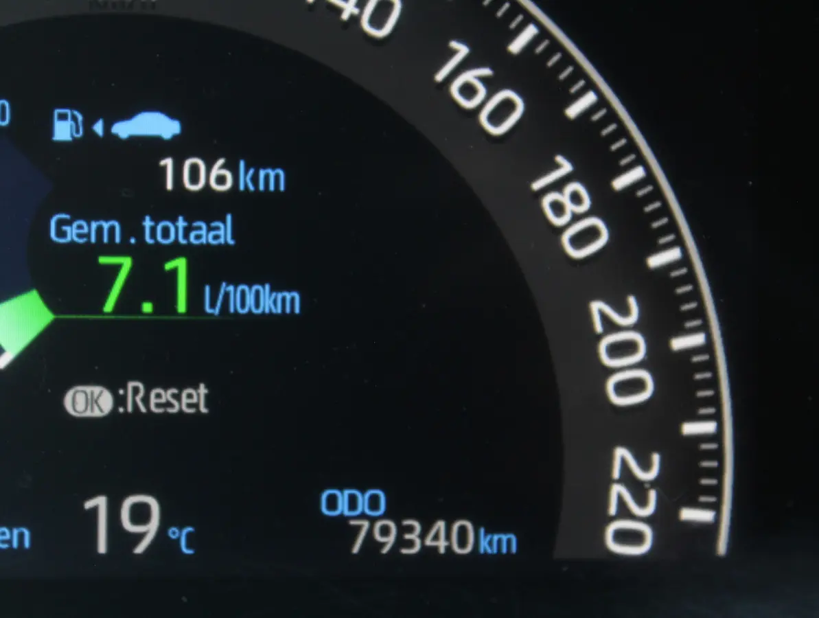 2.5 Hybrid Business CLIMATE | ADAPCRUISE | CARPLAY | DAB | LED | LMV17 | CAMERA | ELECAKLEP | TREKHAAK