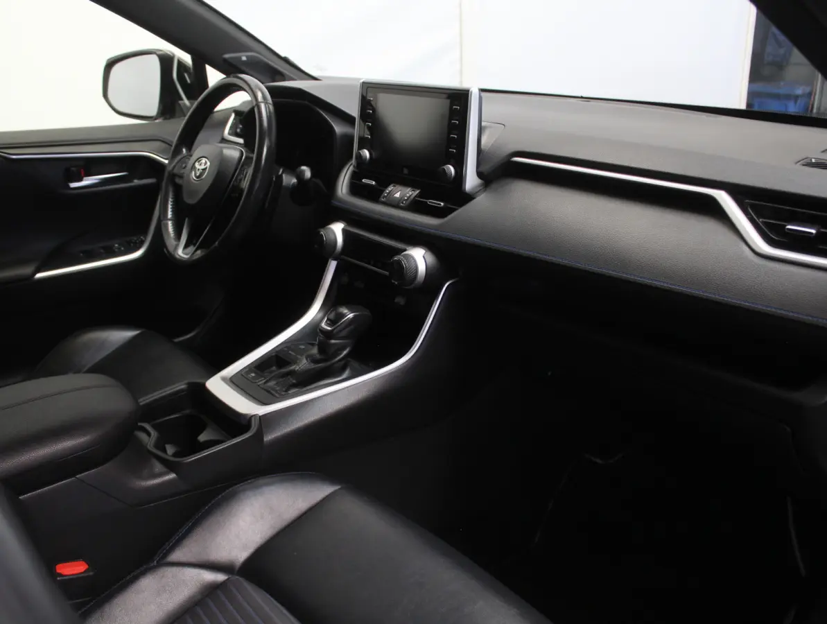 2.5 Hybrid Business CLIMATE | ADAPCRUISE | CARPLAY | DAB | LED | LMV17 | CAMERA | ELECAKLEP | TREKHAAK