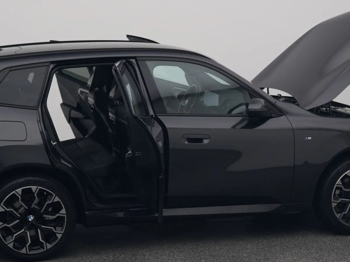 30e xDrive M-Sport | PANO | 360° | H&K | HUD | STOELVERWARMING