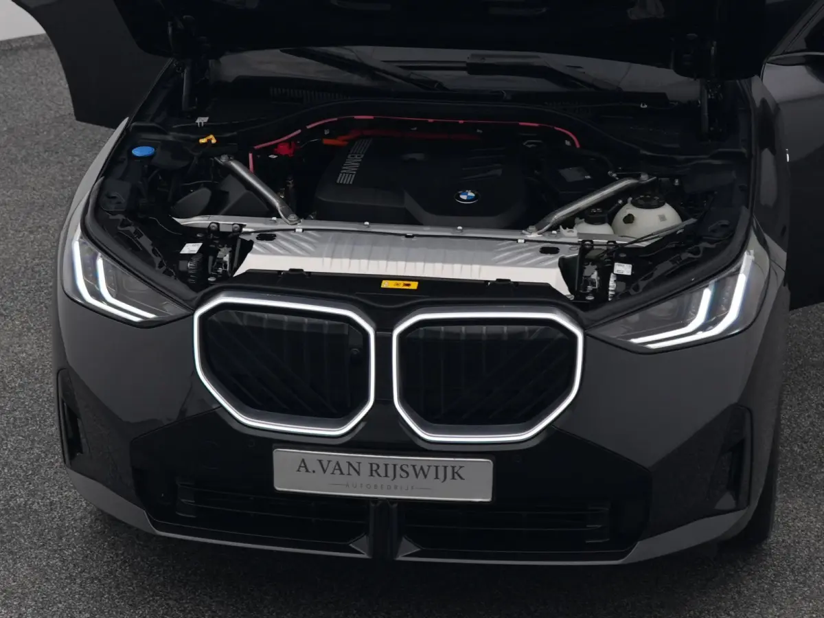 30e xDrive M-Sport | PANO | 360° | H&K | HUD | STOELVERWARMING