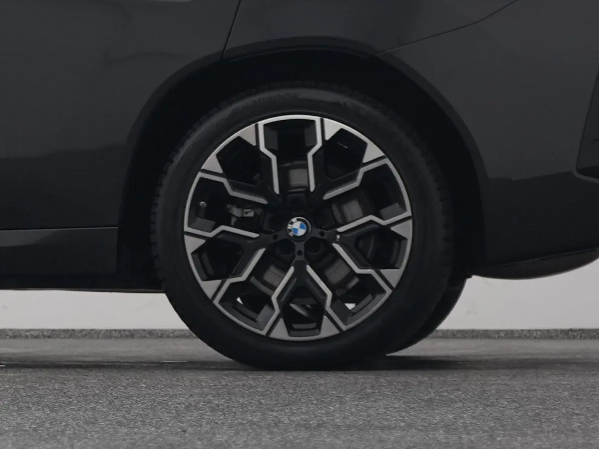 30e xDrive M-Sport | PANO | 360° | H&K | HUD | STOELVERWARMING