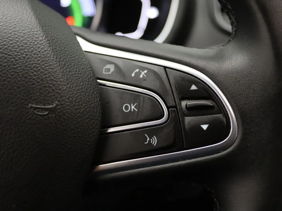 140pk TCe Limited 7p. Apple Carplay/Android Auto | Navi