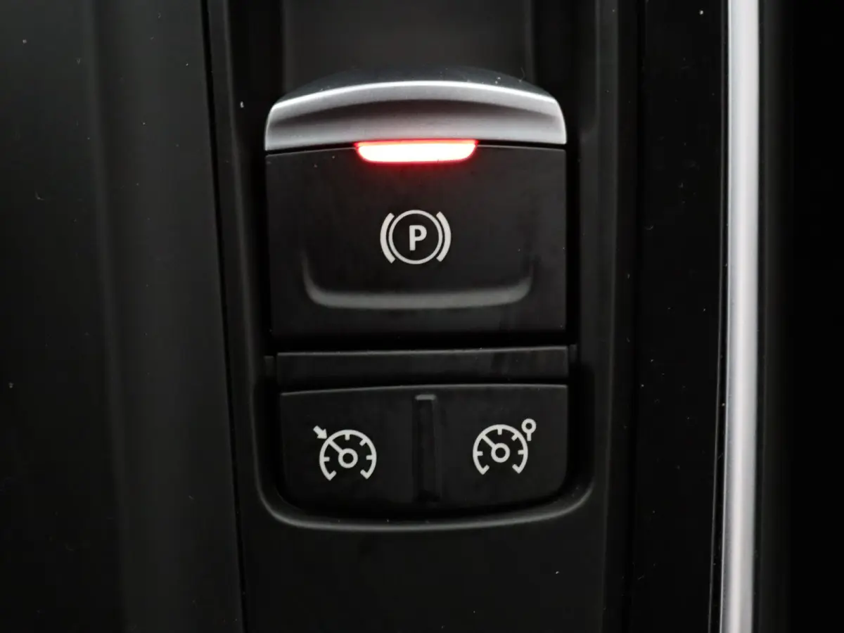 140pk TCe Limited 7p. Apple Carplay/Android Auto | Navi