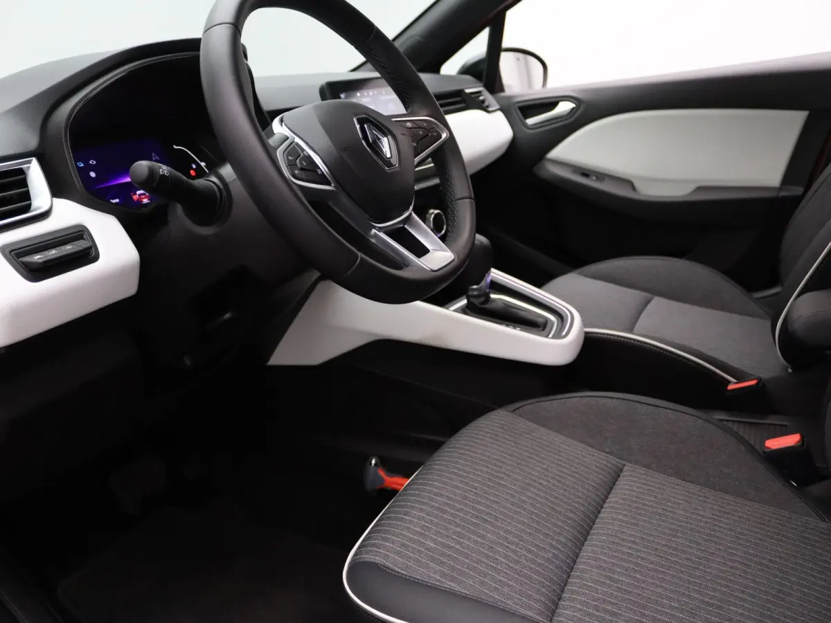 E-Tech Hybrid 145pk Techno Automaat Camera | Navi