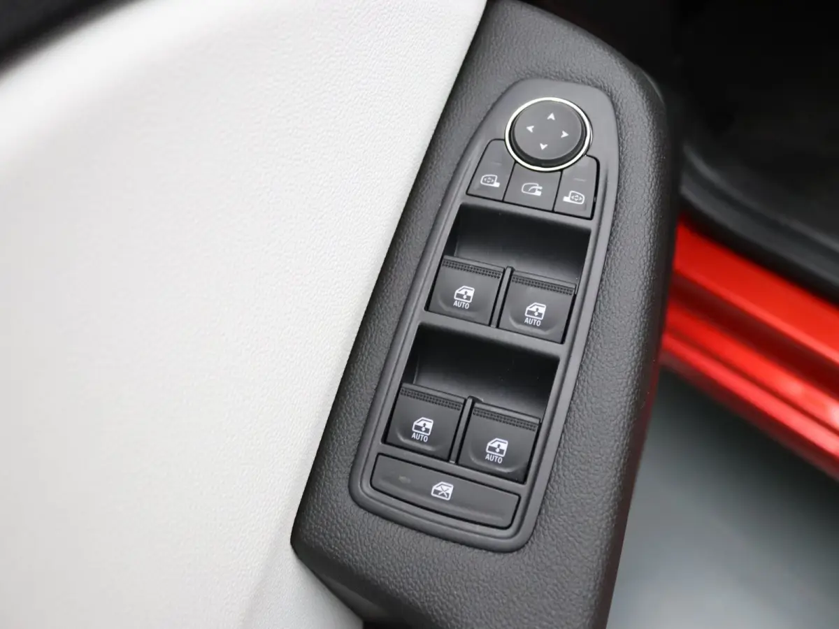 E-Tech Hybrid 145pk Techno Automaat Camera | Navi