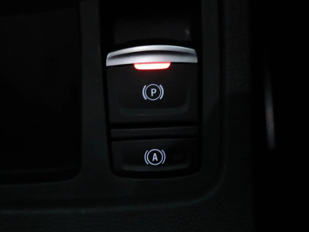 E-Tech Hybrid 145pk Techno Automaat Camera | Navi