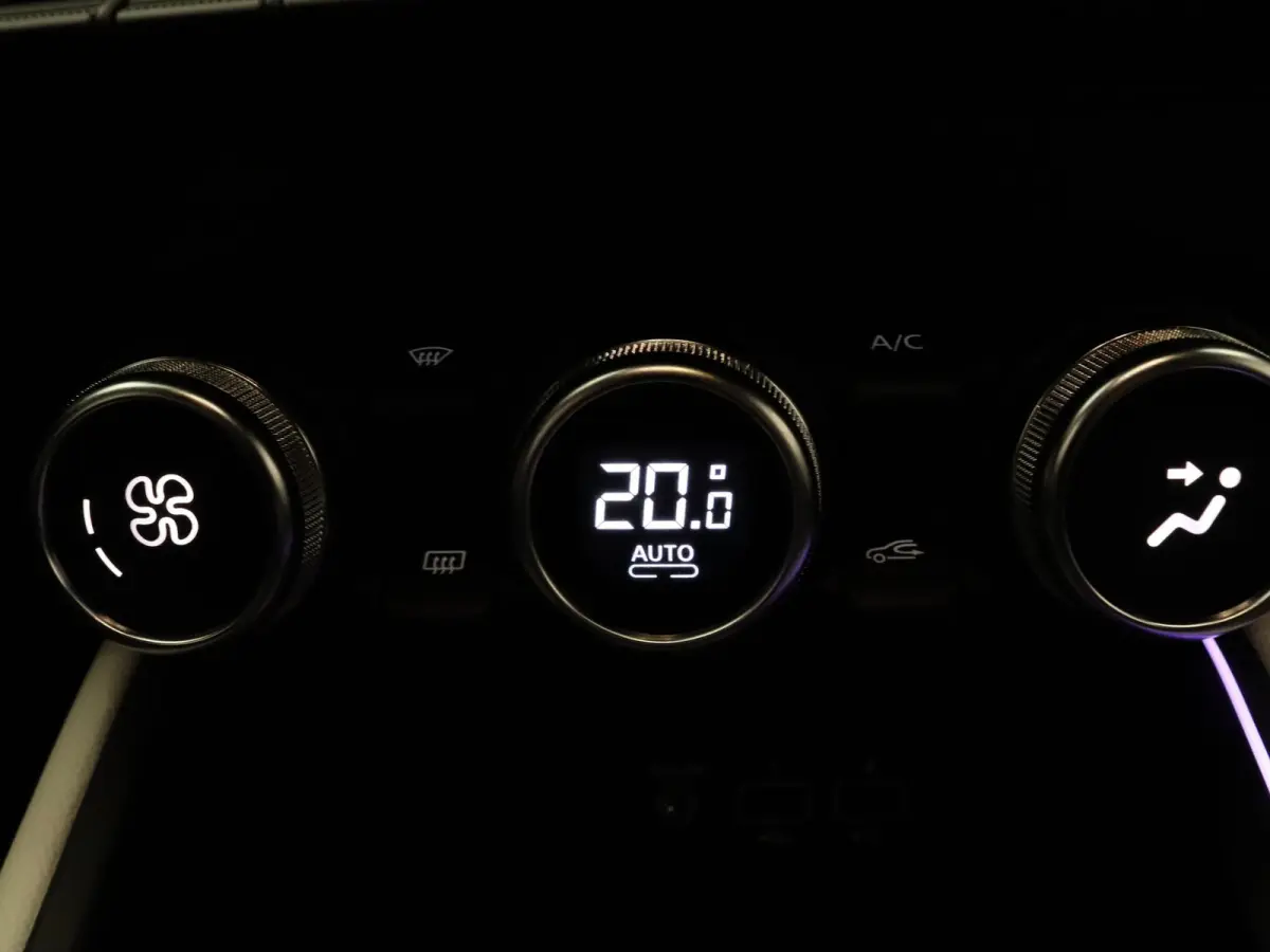 E-Tech Hybrid 145pk Techno Automaat Camera | Navi