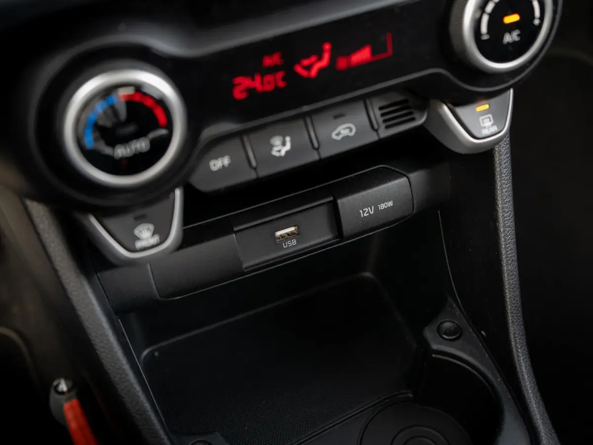 1.0 DPi DynamicPlusLine | Navigatie | Apple carplay/android auto | Climate control | Achteruitrijcamera | Cruise control |